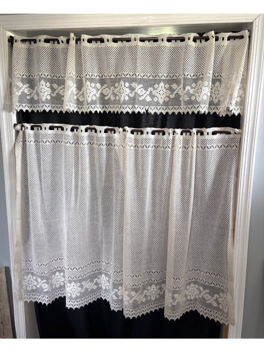 Cream Lace Curtain Set 36"x34" Panels 13"x67" Valance Floral Design Vintage
